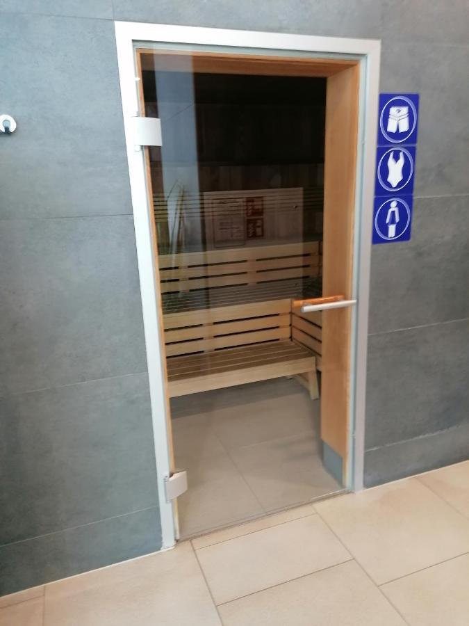 Morze Kolobrzeg Basen Kryty Apartment Ngoại thất bức ảnh