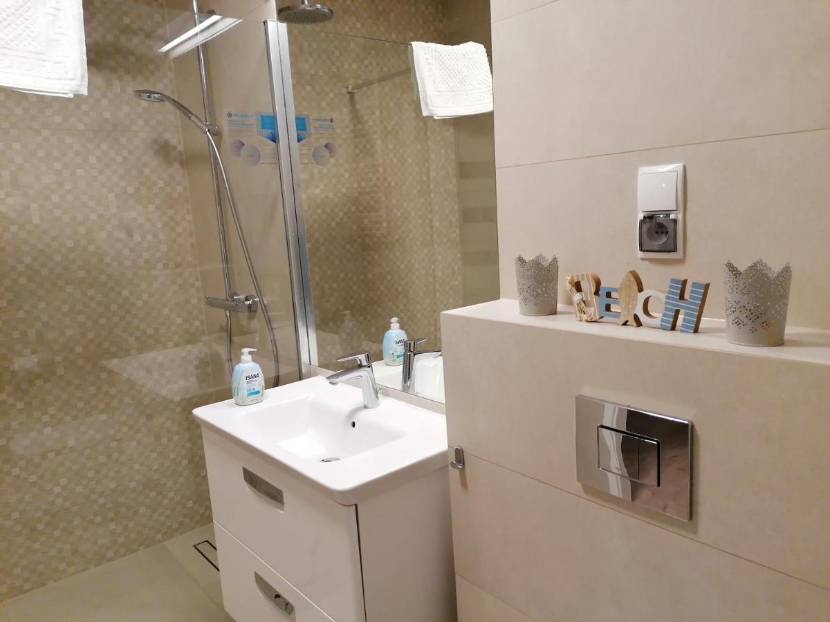 Morze Kolobrzeg Basen Kryty Apartment Ngoại thất bức ảnh