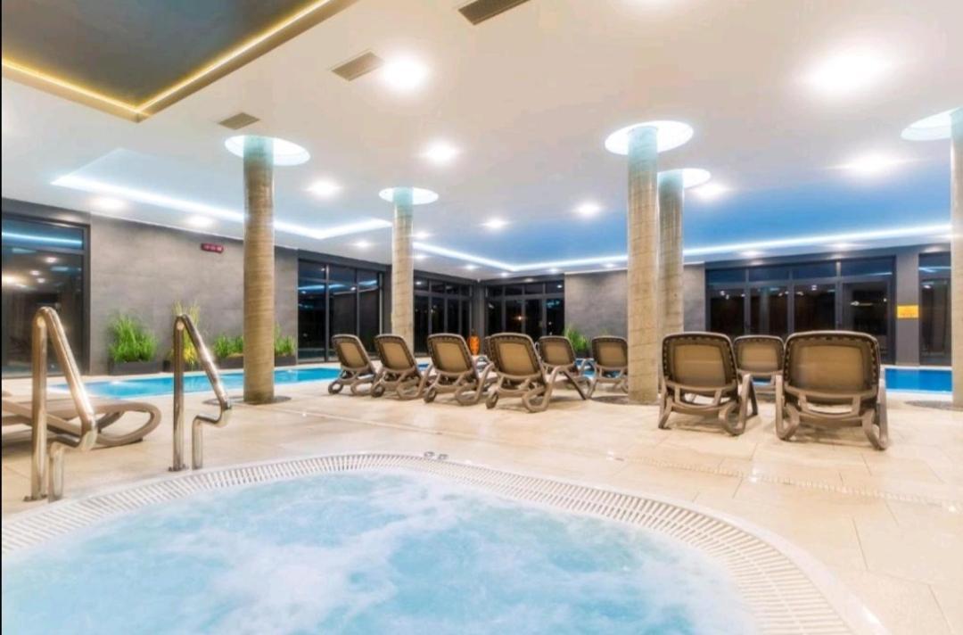 Morze Kolobrzeg Basen Kryty Apartment Ngoại thất bức ảnh