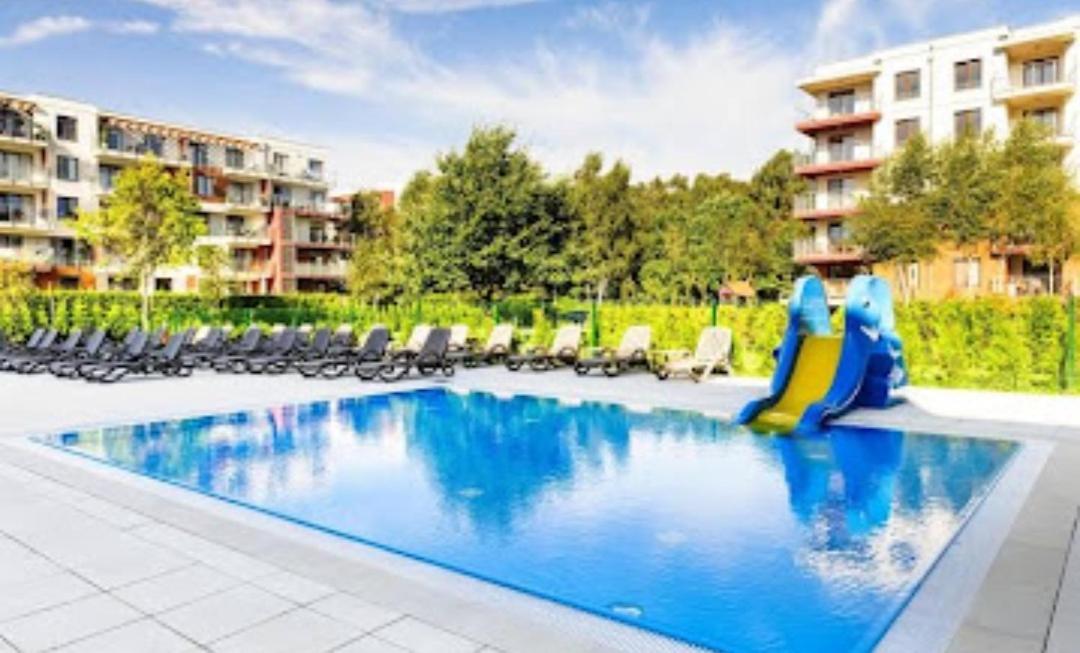 Morze Kolobrzeg Basen Kryty Apartment Ngoại thất bức ảnh