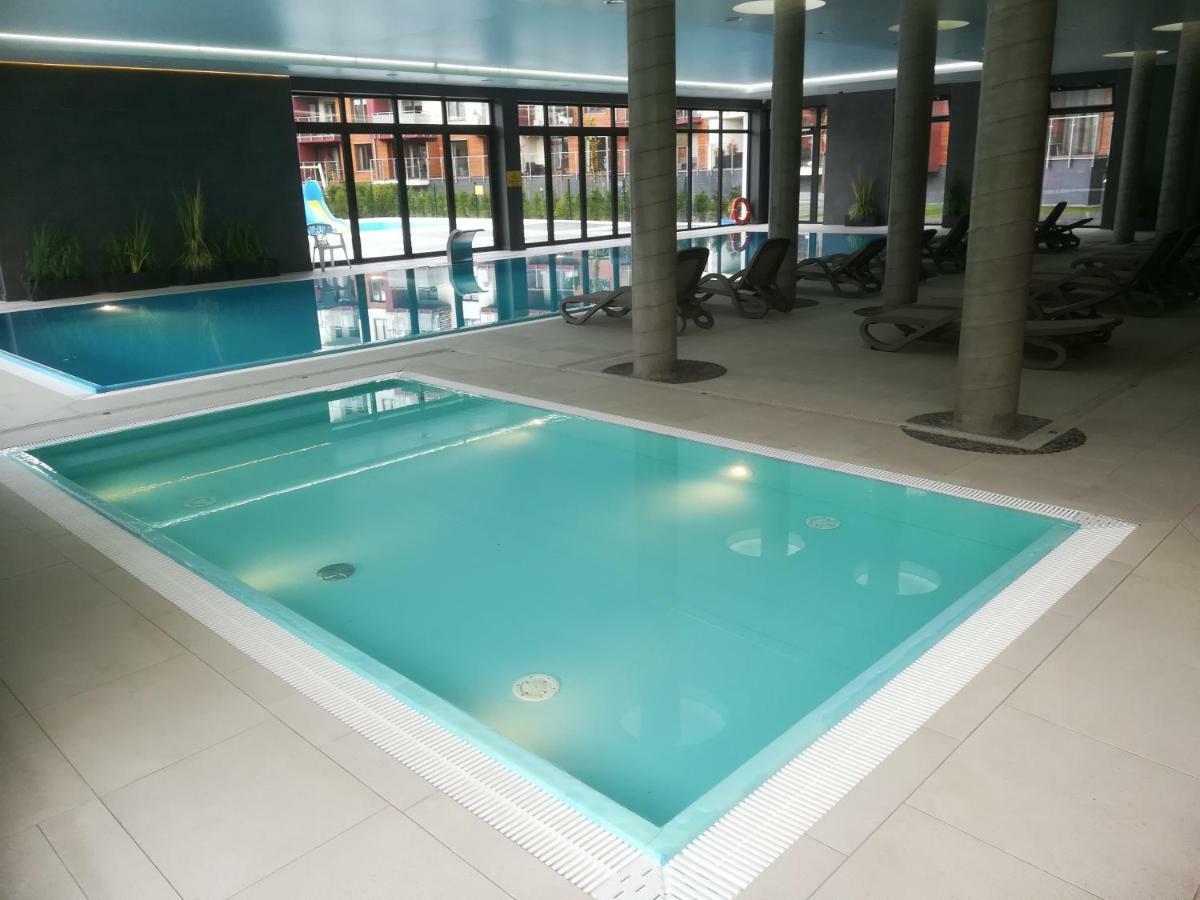 Morze Kolobrzeg Basen Kryty Apartment Ngoại thất bức ảnh